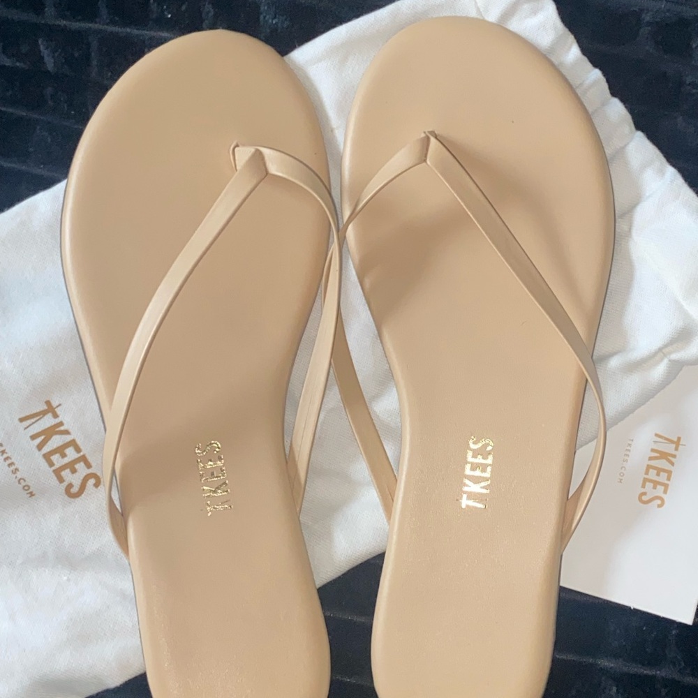 NEW TKEES Flip Flops